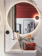 Seven Hotel Paris