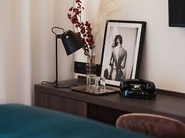 Seven Hotel Paris