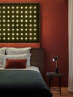 Seven Hotel Paris