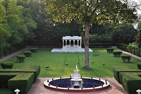 Taj Nadesar Palace