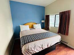 Hampton Motor Inn