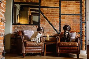 The Hawk Inn