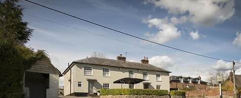 The Hawk Inn
