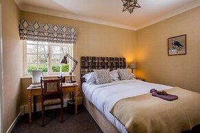 The Hawk Inn