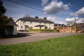 The Hawk Inn