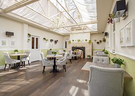 The Highworth Hotel