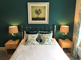 The Highworth Hotel