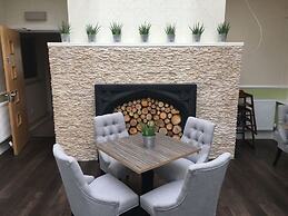 The Highworth Hotel