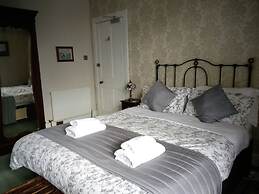 Dunallan House