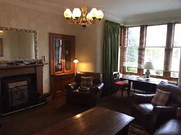 Dunallan House