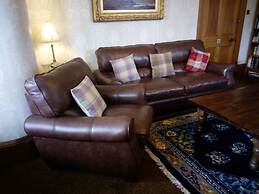 Dunallan House