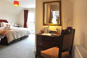 Dunallan House