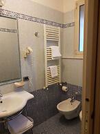Hotel Dina