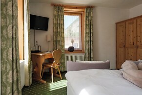 Hotel Bernina Pontresina