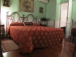 Guest House Arco dei Tolomei