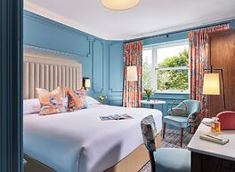 Waterloo Townhouse & Suites
