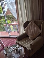 Balmoral Lodge Hotel