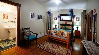 Niagara Inn Bed & Breakfast