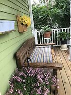 Niagara Inn Bed & Breakfast