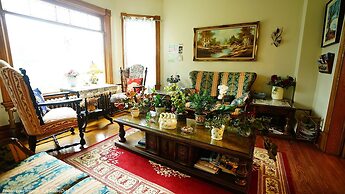 Niagara Inn Bed & Breakfast