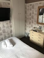 Queens Plaza Hotel