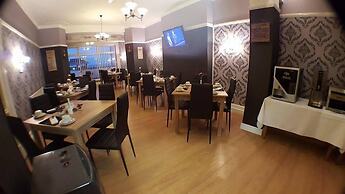 Queens Plaza Hotel