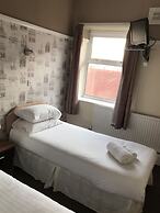 Queens Plaza Hotel