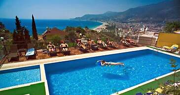 Bella Vista Suit Hotel