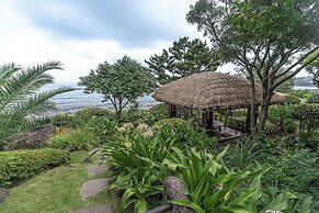 Seaes Hotel & Resort