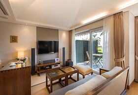 Seaes Hotel & Resort