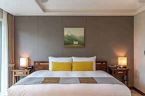 Seaes Hotel & Resort