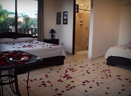 Blue Palm Hotel