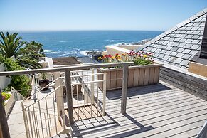 Compass House Boutique Hotel