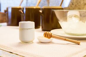 Compass House Boutique Hotel