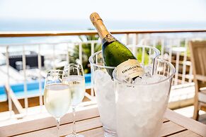 Compass House Boutique Hotel