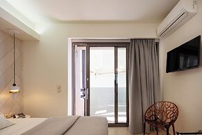 Steris Elegant Beach Hotel