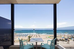 Steris Elegant Beach Hotel
