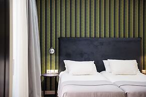 Steris Elegant Beach Hotel