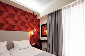Steris Elegant Beach Hotel