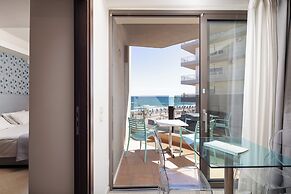 Steris Elegant Beach Hotel