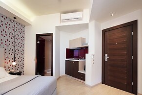 Steris Elegant Beach Hotel