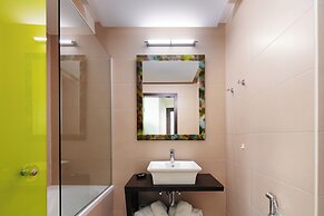 Steris Elegant Beach Hotel