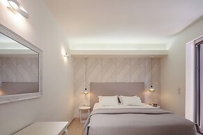 Steris Elegant Beach Hotel