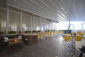 Hotel Corona