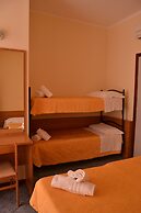 Hotel Corona