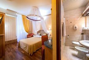 Hotel Mirò