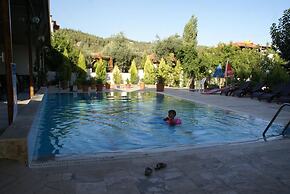 Dort Mevsim Hotel