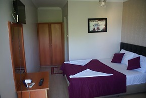 Dort Mevsim Hotel