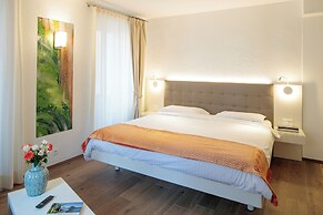 Hotel America