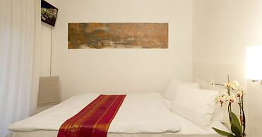 Hotel America